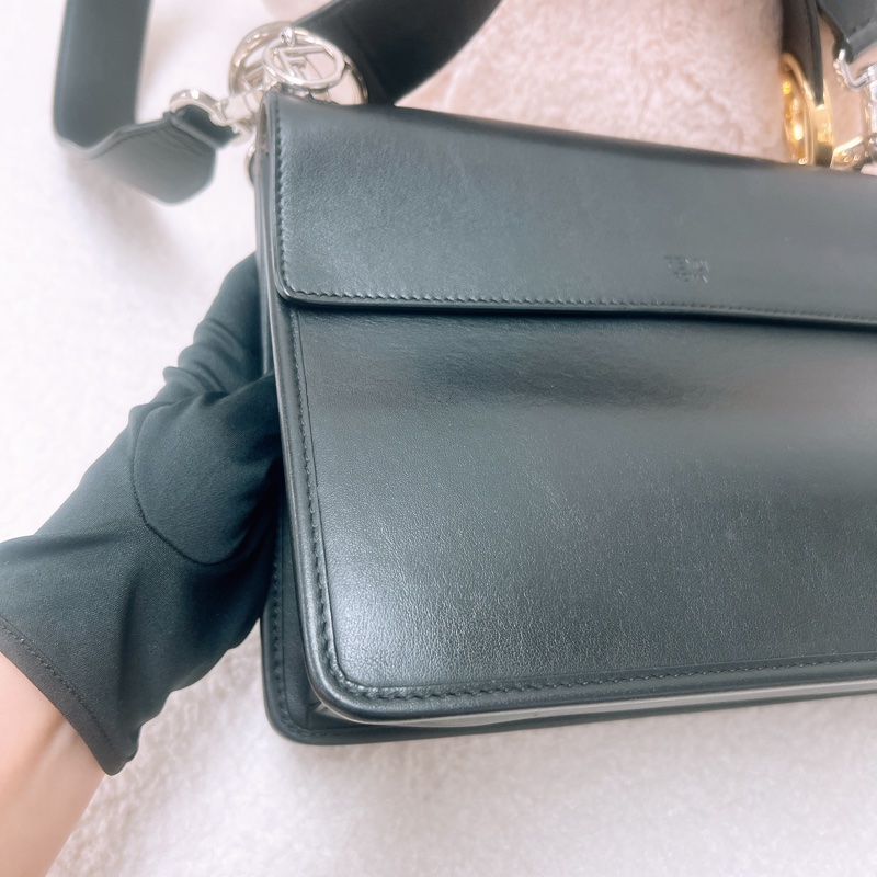 Fendi Kan I 黑色手提斜挎包-6