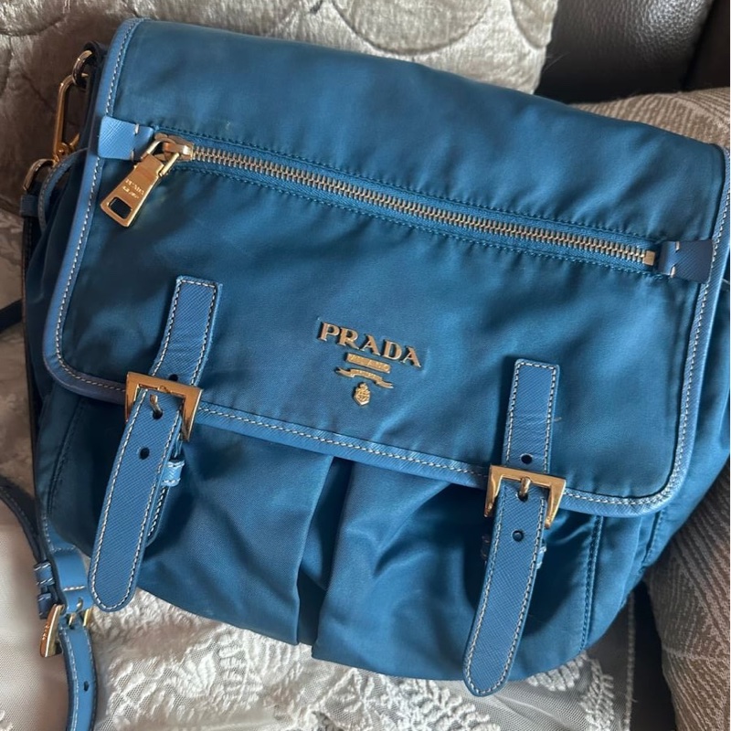 普拉達  郵差包 托特包 手提包 通勤包 腋下包 斜背包 蒂芬妮藍 灰色皮革 大象灰 側背包 斜挎包 斜背包 褶皺鏈條包 Prada tiffany blue Tessuto Saffiano-Trim Crossbody Bag/bag / messenger bag-1