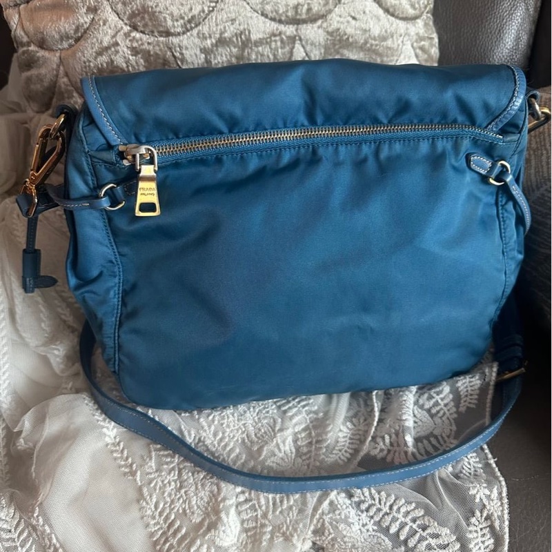 普拉達  郵差包 托特包 手提包 通勤包 腋下包 斜背包 蒂芬妮藍 灰色皮革 大象灰 側背包 斜挎包 斜背包 褶皺鏈條包 Prada tiffany blue Tessuto Saffiano-Trim Crossbody Bag/bag / messenger bag-4