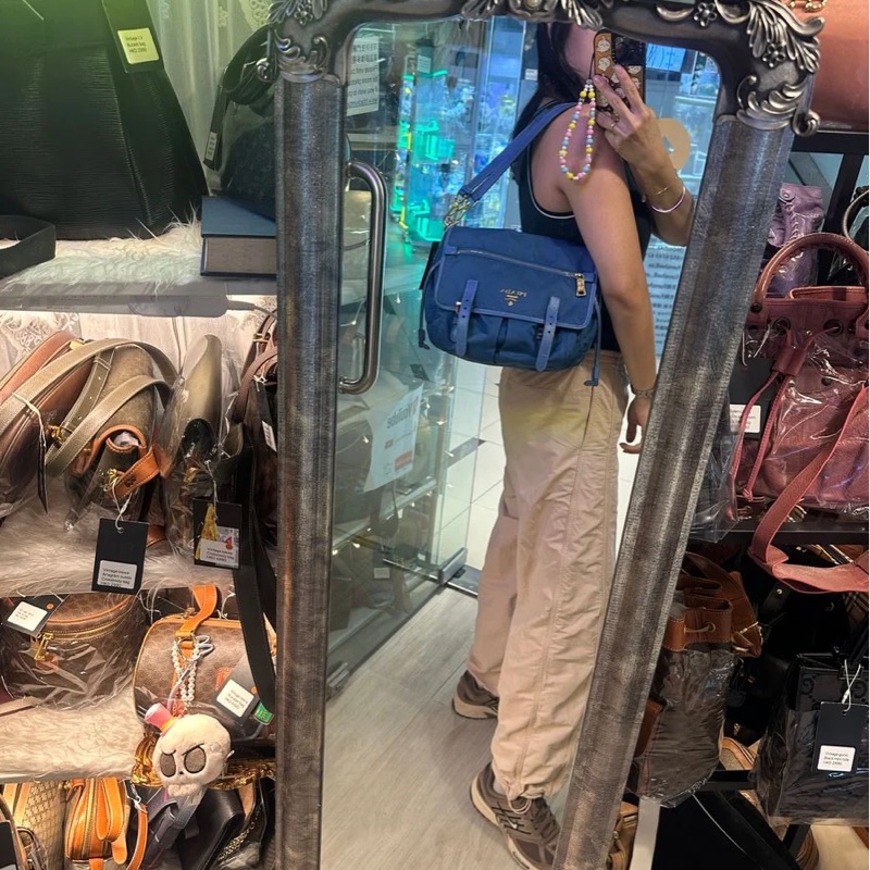 普拉達  郵差包 托特包 手提包 通勤包 腋下包 斜背包 蒂芬妮藍 灰色皮革 大象灰 側背包 斜挎包 斜背包 褶皺鏈條包 Prada tiffany blue Tessuto Saffiano-Trim Crossbody Bag/bag / messenger bag-7