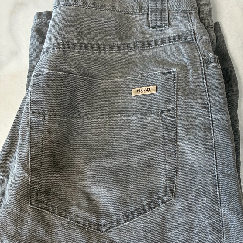 Versace 水洗棉質丹寧灰色牛仔褲-20