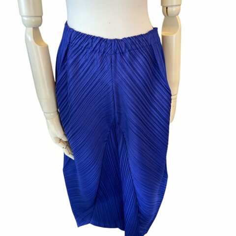 PLEATS PLEASE藍色燈籠七分褲