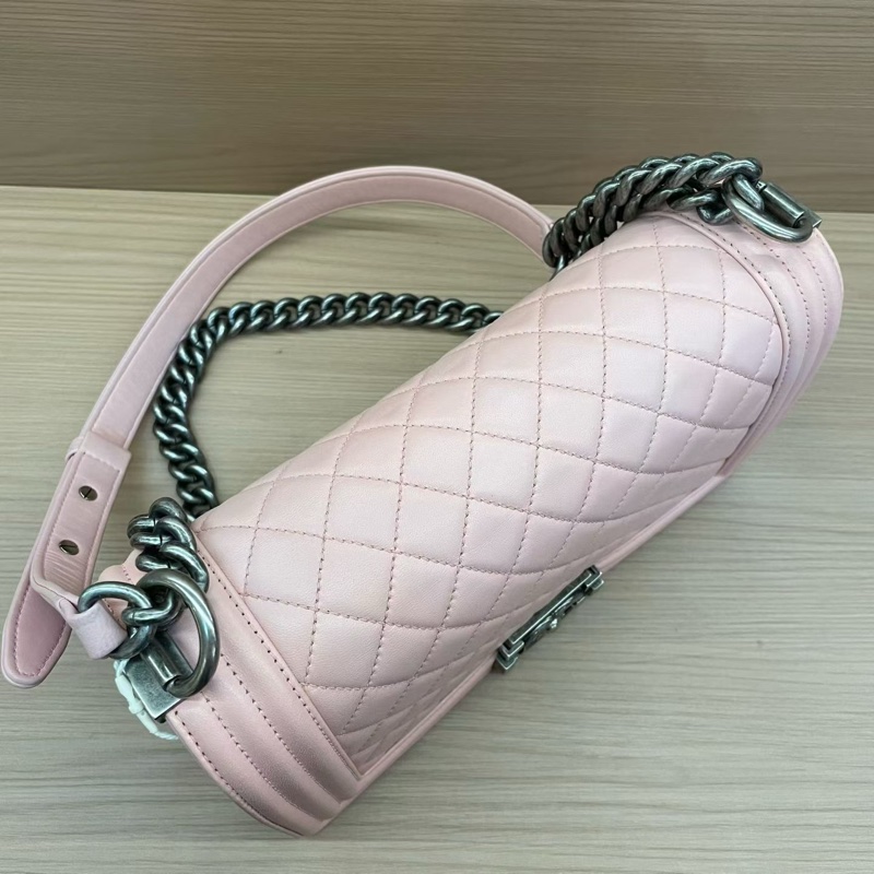 Chanel  LEBOY 淺粉色牛皮 中號 2015年 20開 手提單肩鏈條包 有塵袋 無卡無盒子尺寸底長25*高14*寬8*-5
