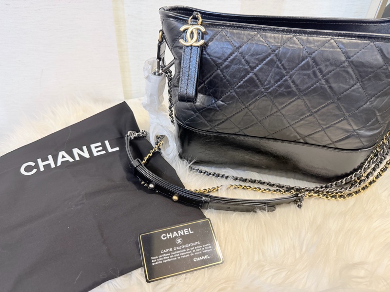 Chanel 大號 黑牛皮復刻流浪包-0