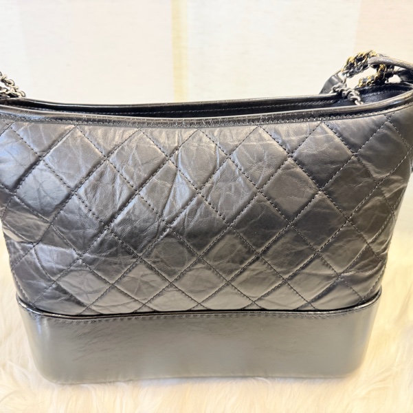 Chanel 大號 黑牛皮復刻流浪包-9