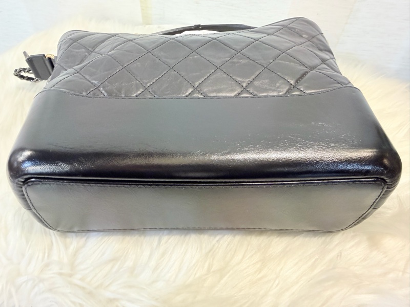 Chanel 大號 黑牛皮復刻流浪包-12