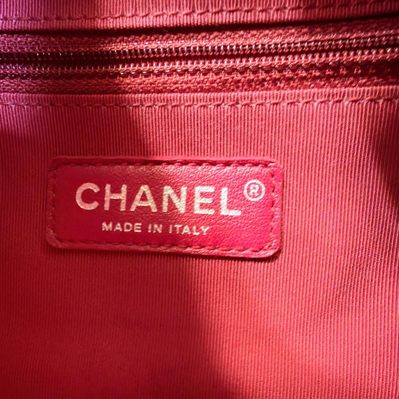 Chanel 大號 黑牛皮復刻流浪包-17