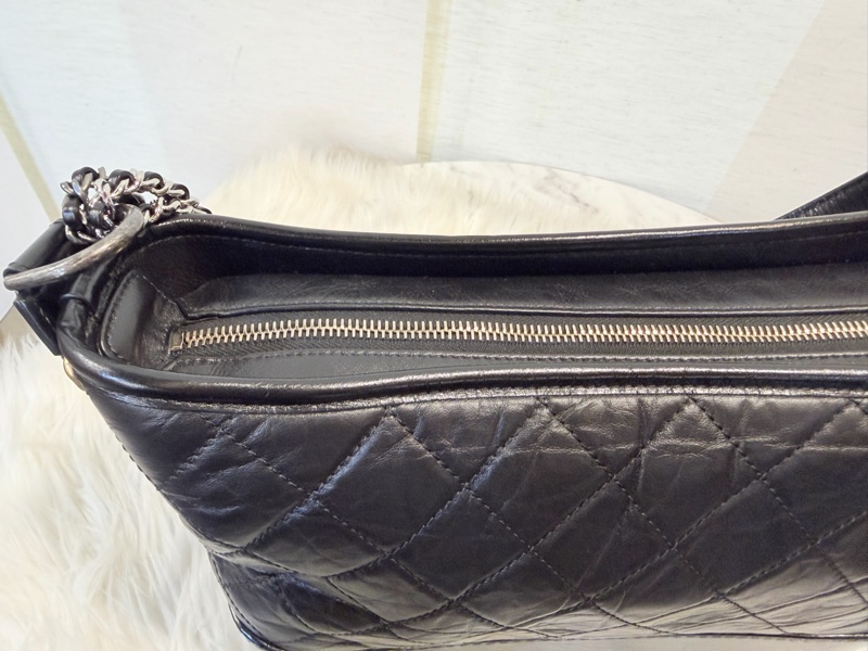 Chanel 大號 黑牛皮復刻流浪包-24