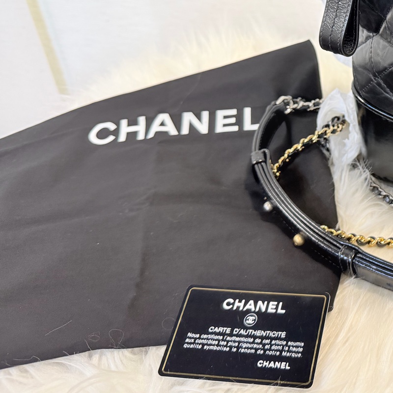 Chanel 大號 黑牛皮復刻流浪包-32