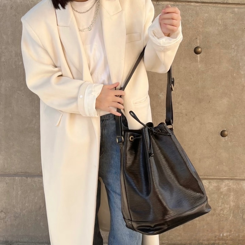 路易威登LV Petit Noé 黑色EPI水波紋Vintage水桶包-1