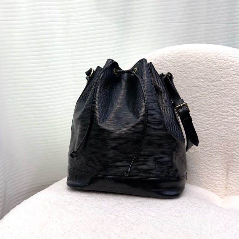 路易威登LV Petit Noé 黑色EPI水波紋Vintage水桶包-4