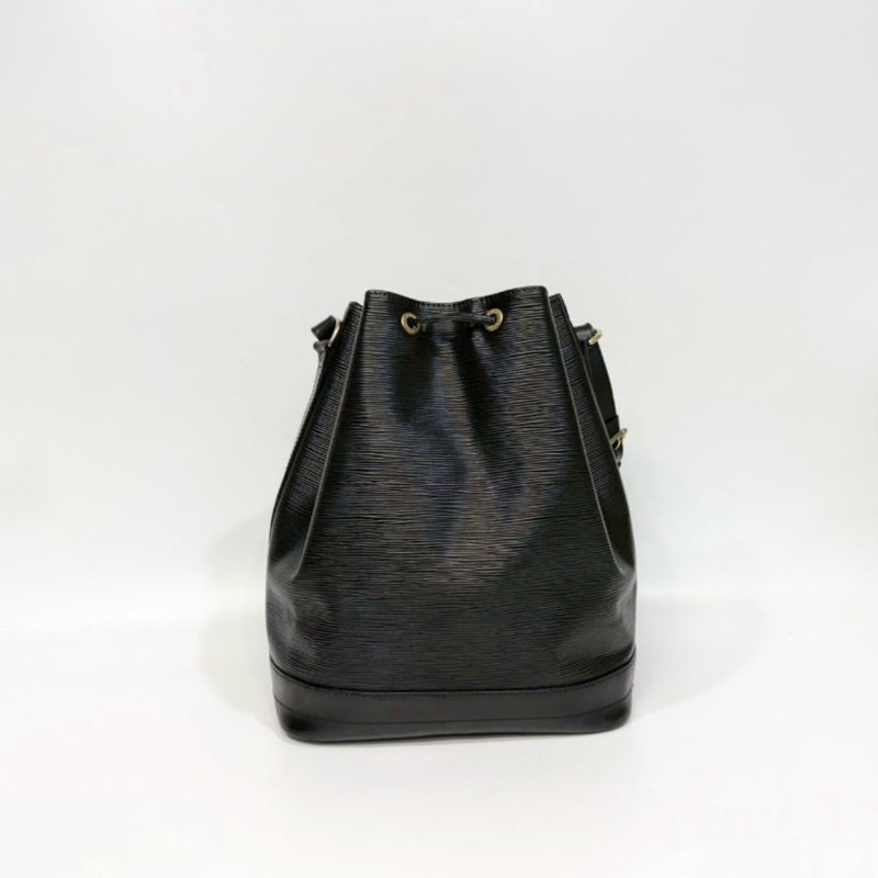 路易威登LV Petit Noé 黑色EPI水波紋Vintage水桶包-11