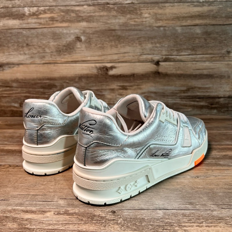 LV路易威登 trainer 液態銀 銀橙 錫紙 41碼-2