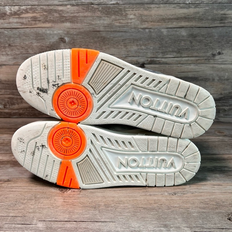 LV路易威登 trainer 液態銀 銀橙 錫紙 41碼-5