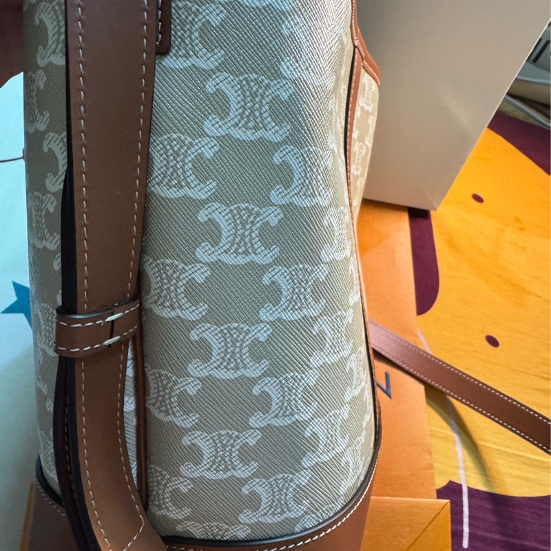 CELINE 新印花小水桶米棕色-3