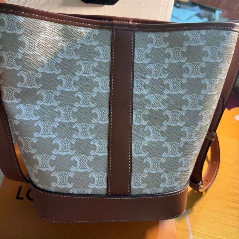 CELINE 新印花小水桶米棕色-9