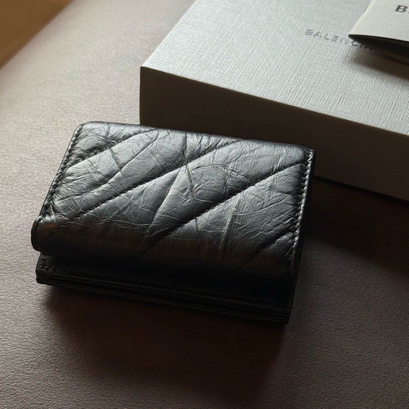 巴黎世家短夾近全新-2