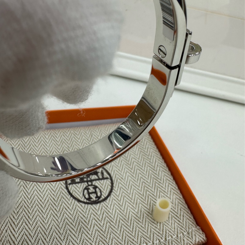 Hermes 愛馬仕Mini Clic Kelly手鐲新款kelly扣奶油白銀扣 SP 全新-4