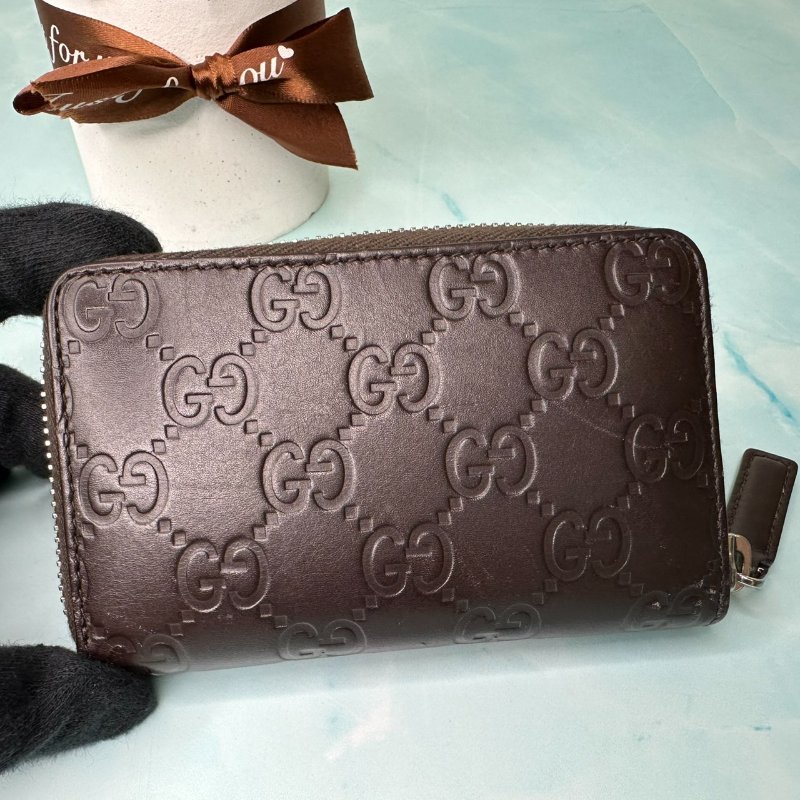 GUCCI 深咖GG皮革壓紋拉鍊卡包-5