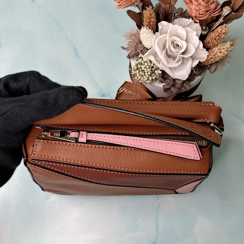 LOEWE Mini Puzzle斜背包-4