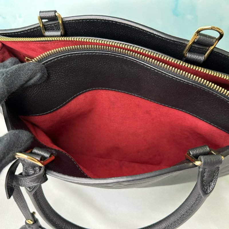 LV Grand Palais黑牛壓紋托特包-8