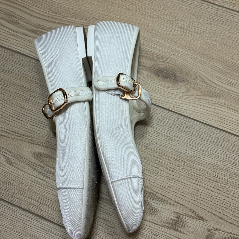 Chanel 24P瑪莉珍鞋 仙女白 🧚‍♀️ 適合38.5-39-7