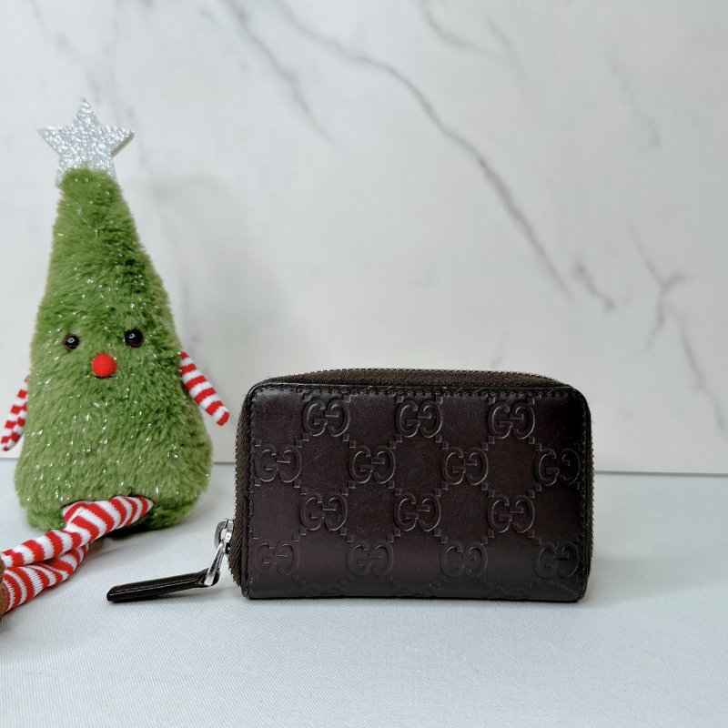GUCCI 深咖雙G皮革壓花拉鍊卡包-0