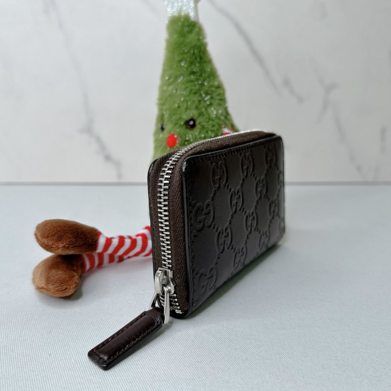 GUCCI 深咖雙G皮革壓花拉鍊卡包-3