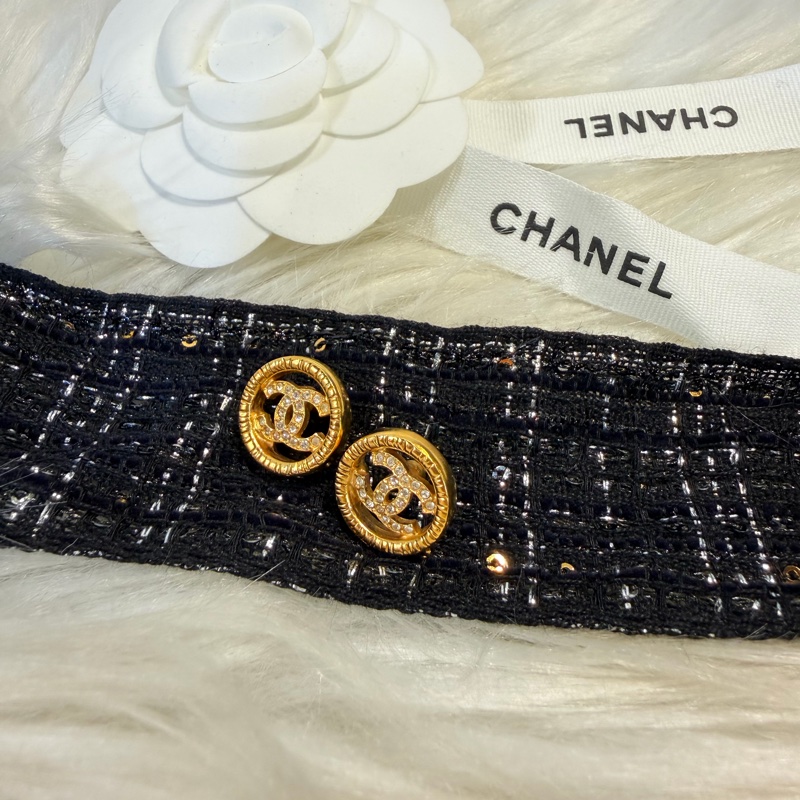 Chanel 圓形雙c水鑽耳針式耳環-2