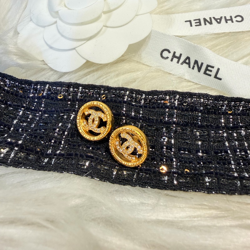 Chanel 圓形雙c水鑽耳針式耳環-4