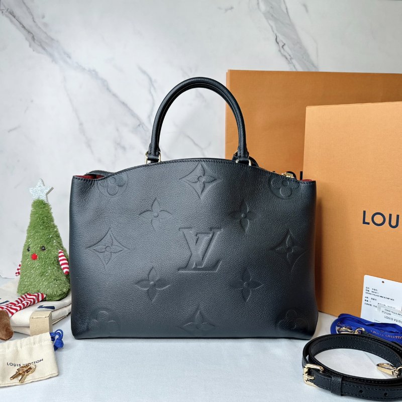 LV Grand Palais皮革壓紋托特包-1