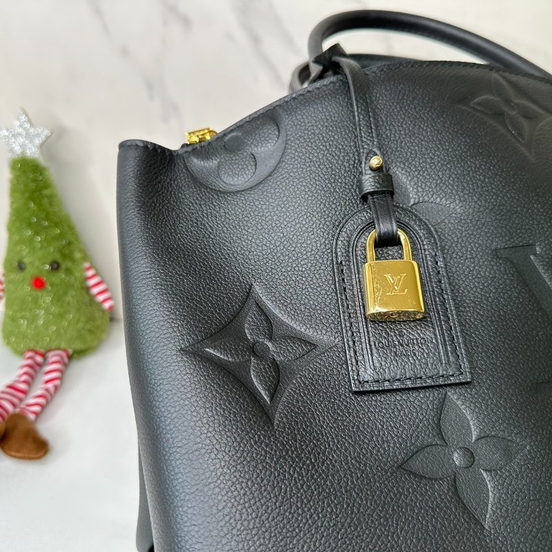 LV Grand Palais皮革壓紋托特包-5