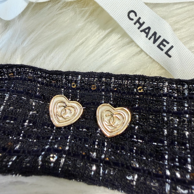 Chanel 愛心耳針式耳環-2