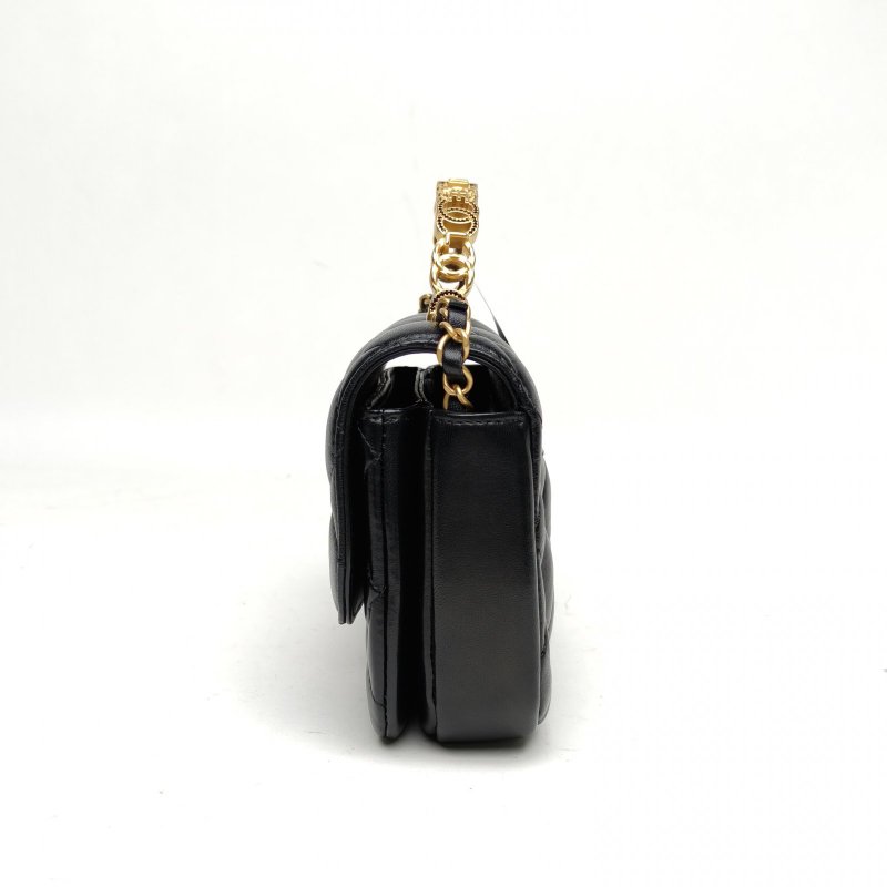 CHANEL 黑色羊皮晶片24S鏤空水鑽手柄方胖子郵差包肩背包-1