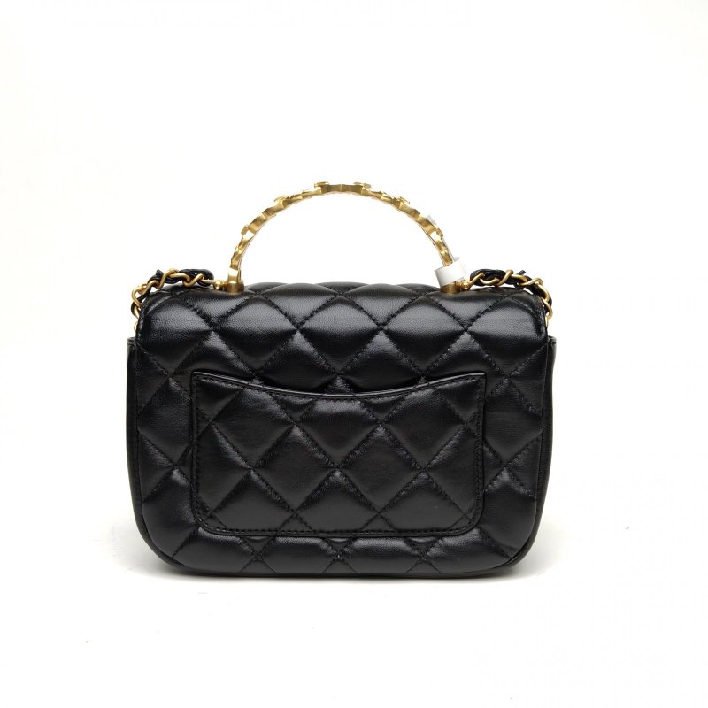 CHANEL 黑色羊皮晶片24S鏤空水鑽手柄方胖子郵差包肩背包-2