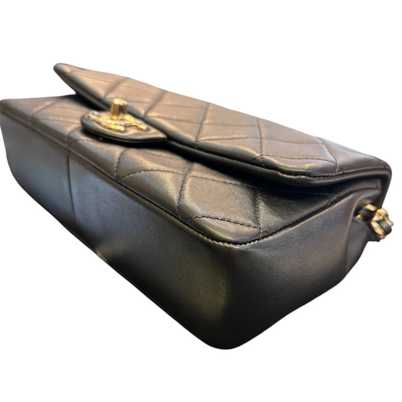 CHANEL黑色羊皮菱格金扣兩用包-3
