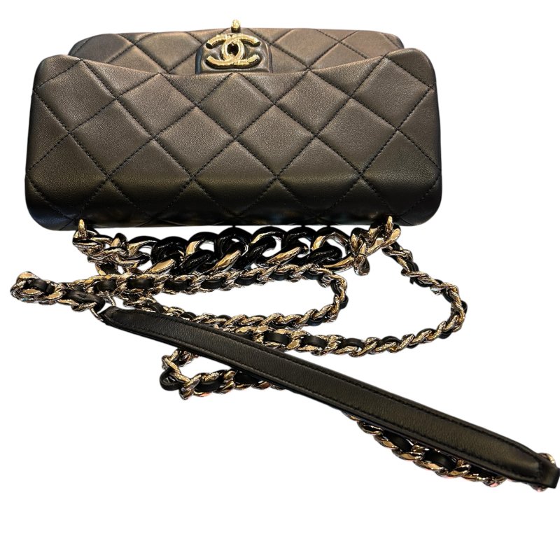 CHANEL黑色羊皮菱格金扣兩用包-10