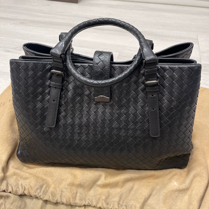 Bottega Veneta Roma 寬37 中號黑色牛皮編織包-6