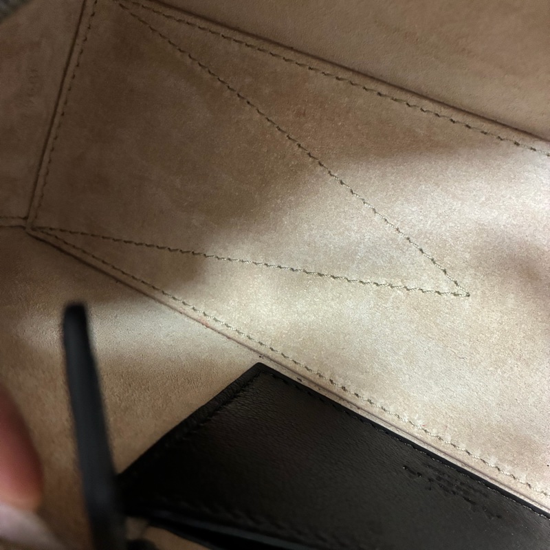 Alaia Le Teckel Small 法棍包 山羊皮 黑色-17