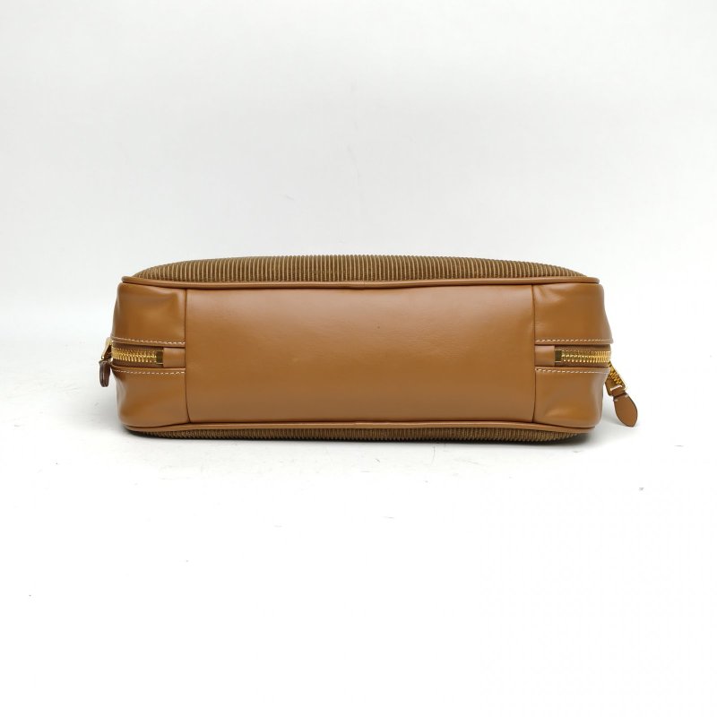 MIU MIU 棕色絨面Beau公事包手袋大號無肩帶肩背包-4