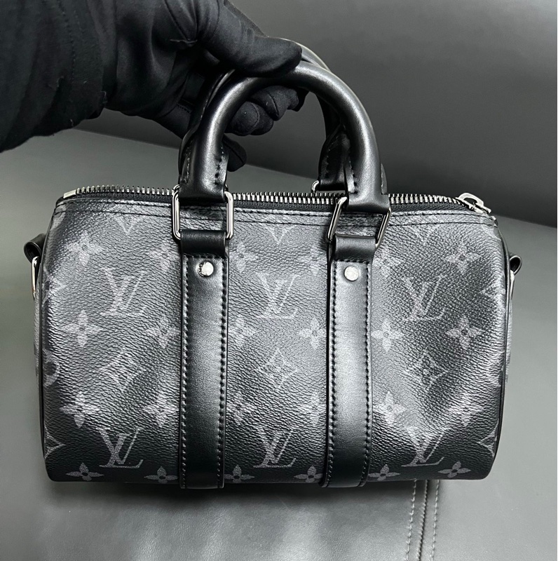 Louis Vuitton Keepall 25 黑武士-1