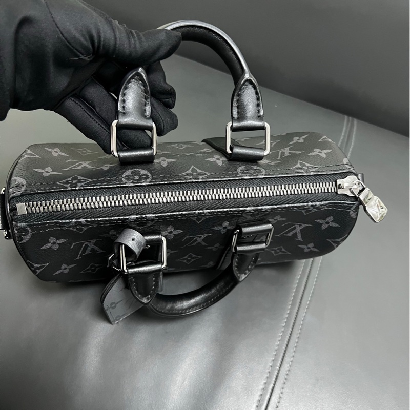 Louis Vuitton Keepall 25 黑武士-7