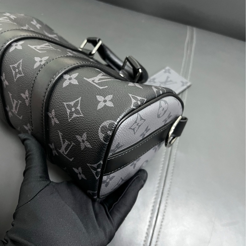 Louis Vuitton Keepall 25 黑武士-13