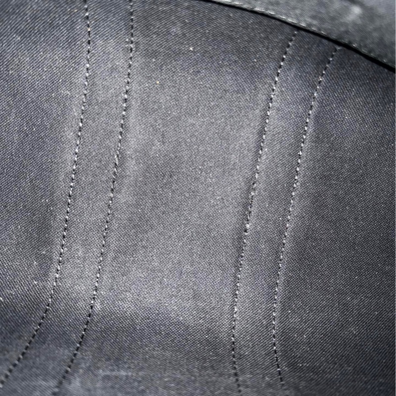 Louis Vuitton Keepall 25 黑武士-16