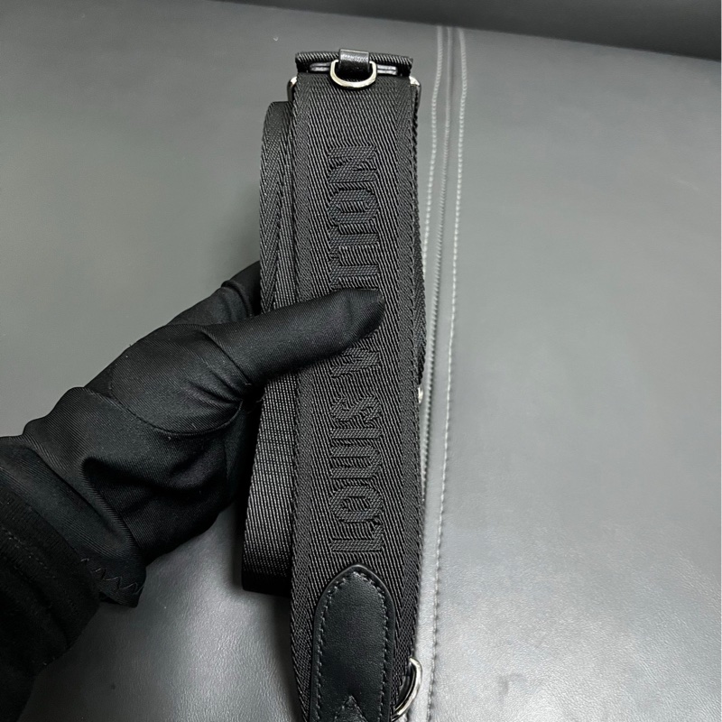 Louis Vuitton Keepall 25 黑武士-17