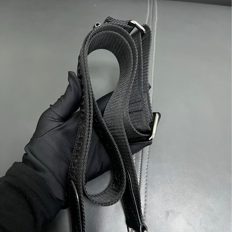 Louis Vuitton Keepall 25 黑武士-18