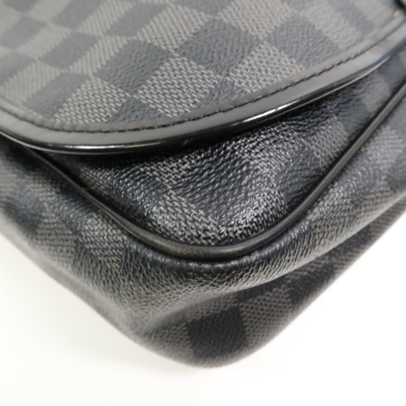 LOUIS VUITTON Damier Graghite Daniel MM肩背袋-10