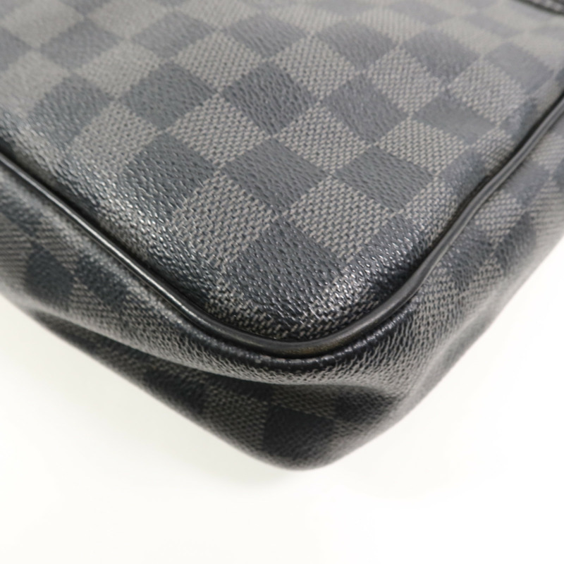 LOUIS VUITTON Damier Graghite Daniel MM肩背袋-11