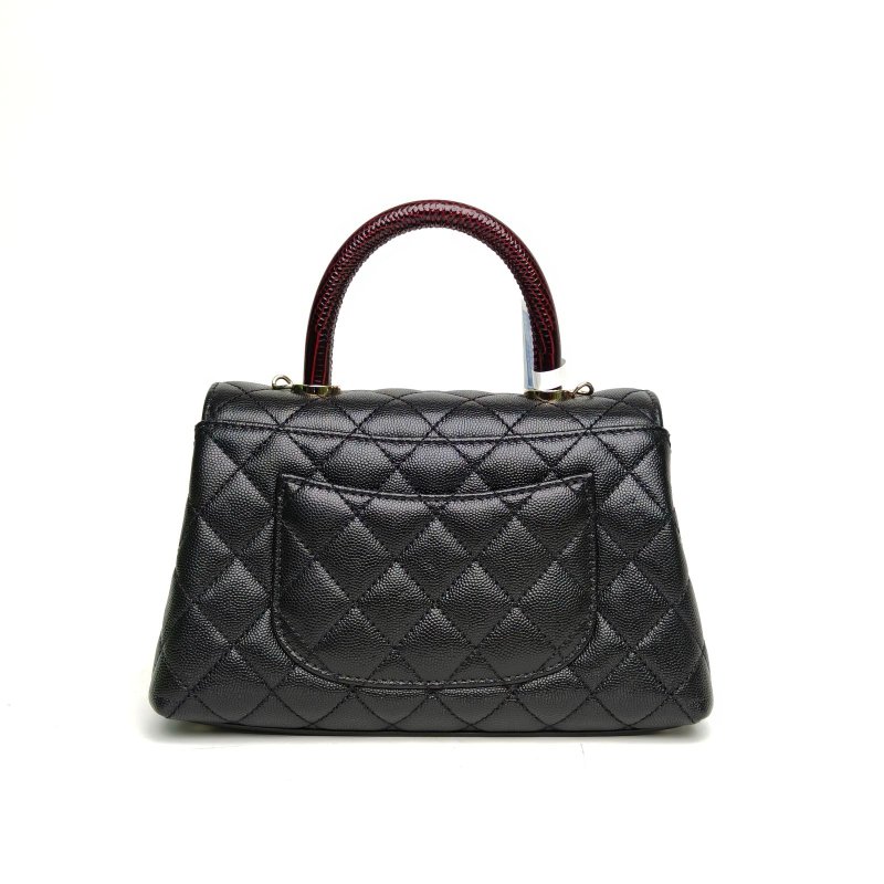 CHANEL CocoHandle小號黑色荔枝牛皮晶片蜥蜴壓紋手柄肩背包-2