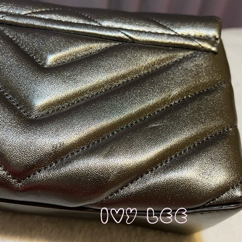 MICHAEL KORS 30H9UOEL6K Cece V形 山行紋路絎縫金屬皮革 斜背包 肩背包 鍊帶包 二手精品 Michael Kors 《夫妻的世界》韓素希同款-15